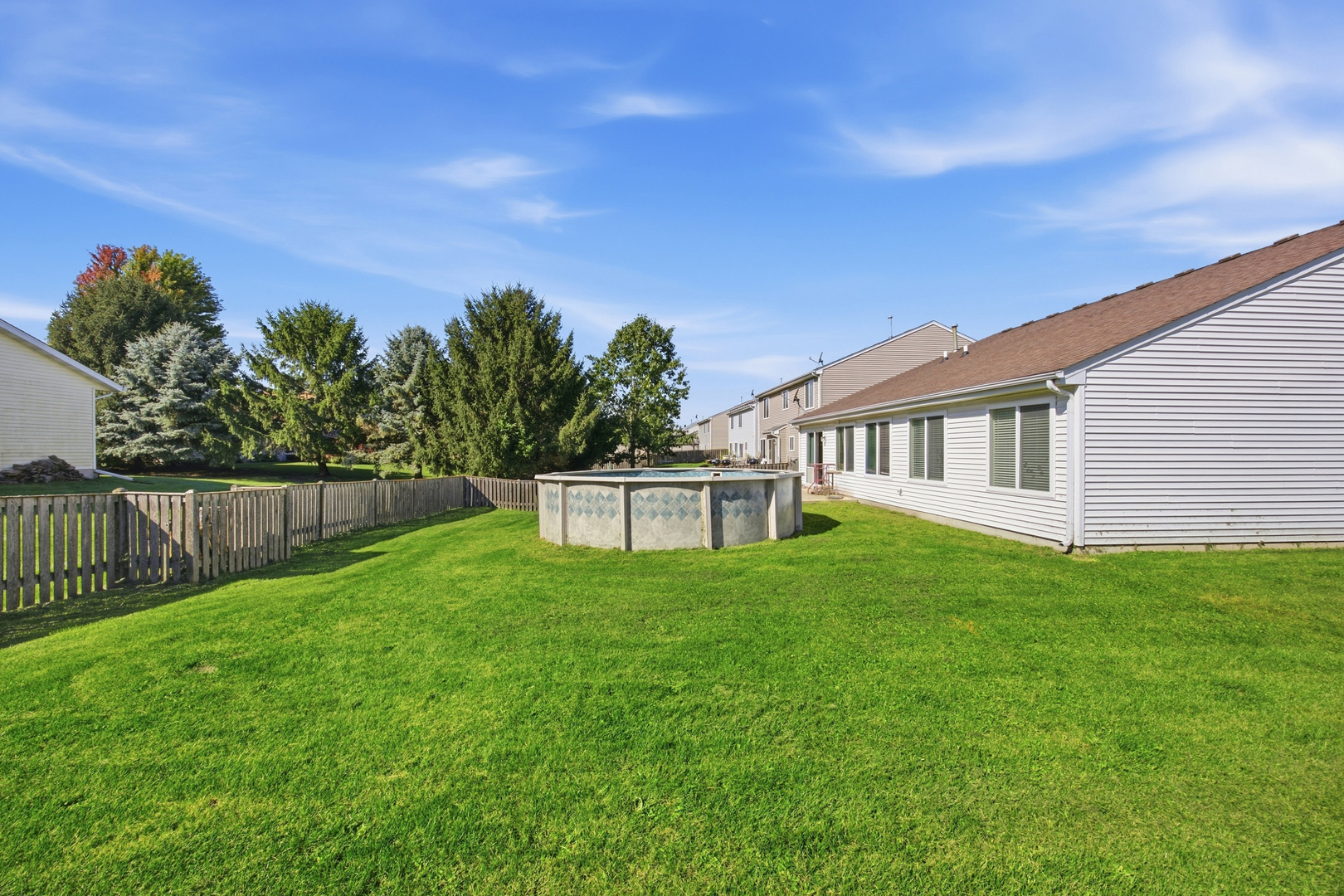 168 W Meadow Drive Property Photo 27