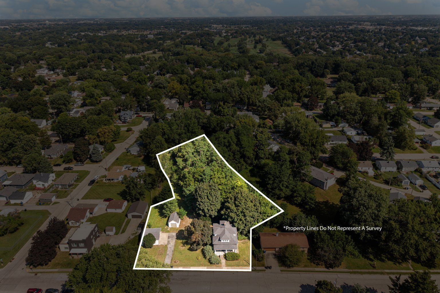 2706 Oak Street Property Photo 2