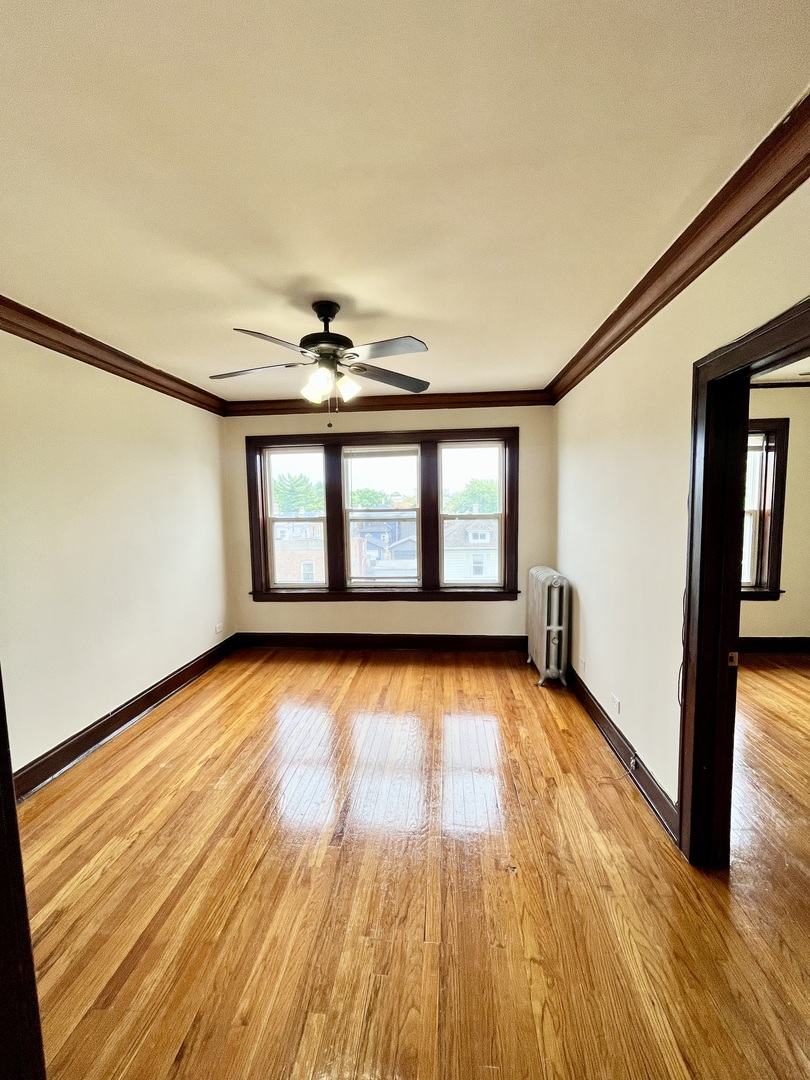 2150 N Kildare Avenue 3 Property Photo 6
