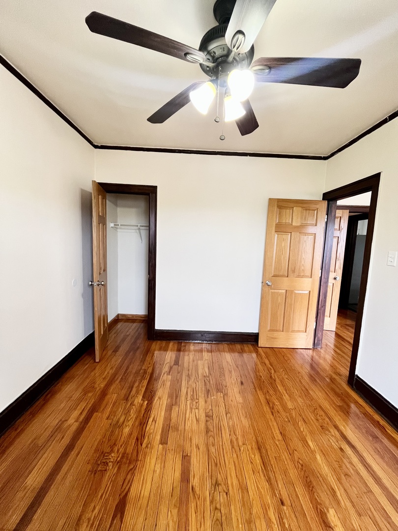 2150 N Kildare Avenue 3 Property Photo 11
