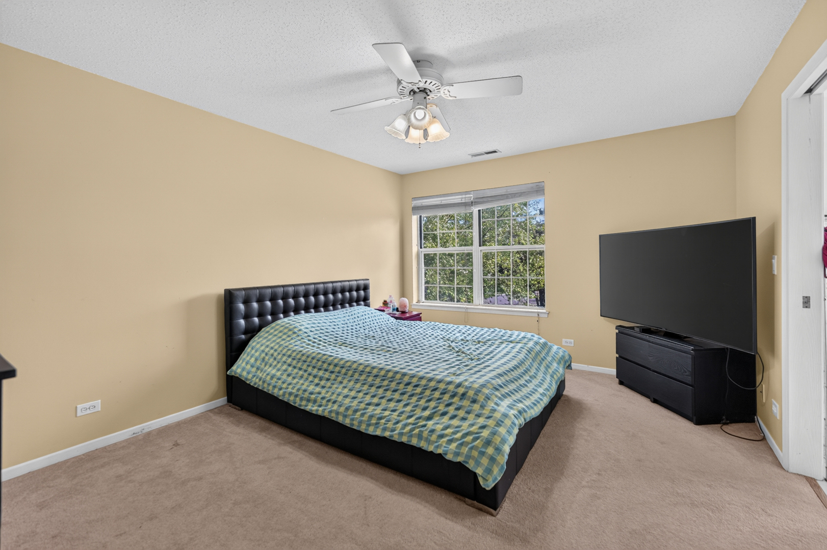755 W Happfield Drive Property Photo 19