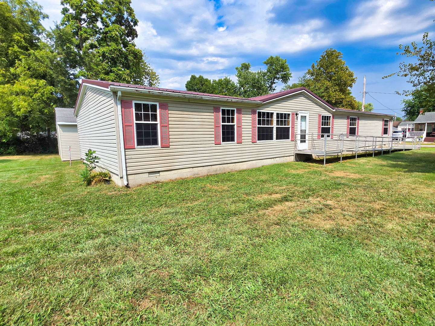 121 Meyer Street Property Photo 1