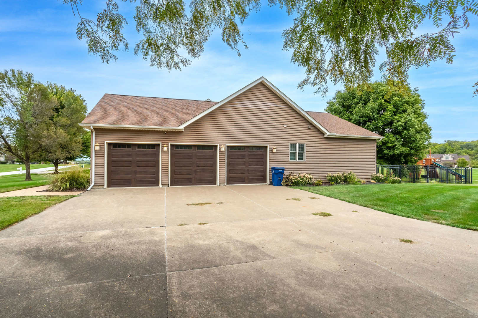 939 8th Street Property Photo 10