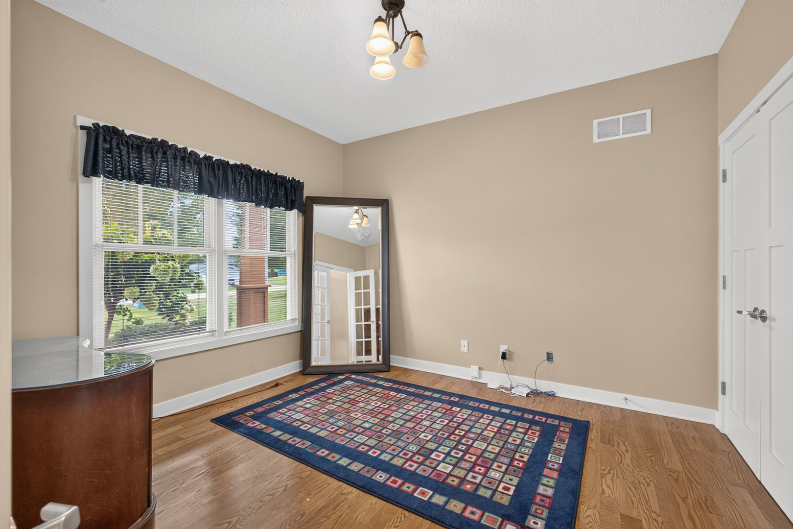 939 8th Street Property Photo 15