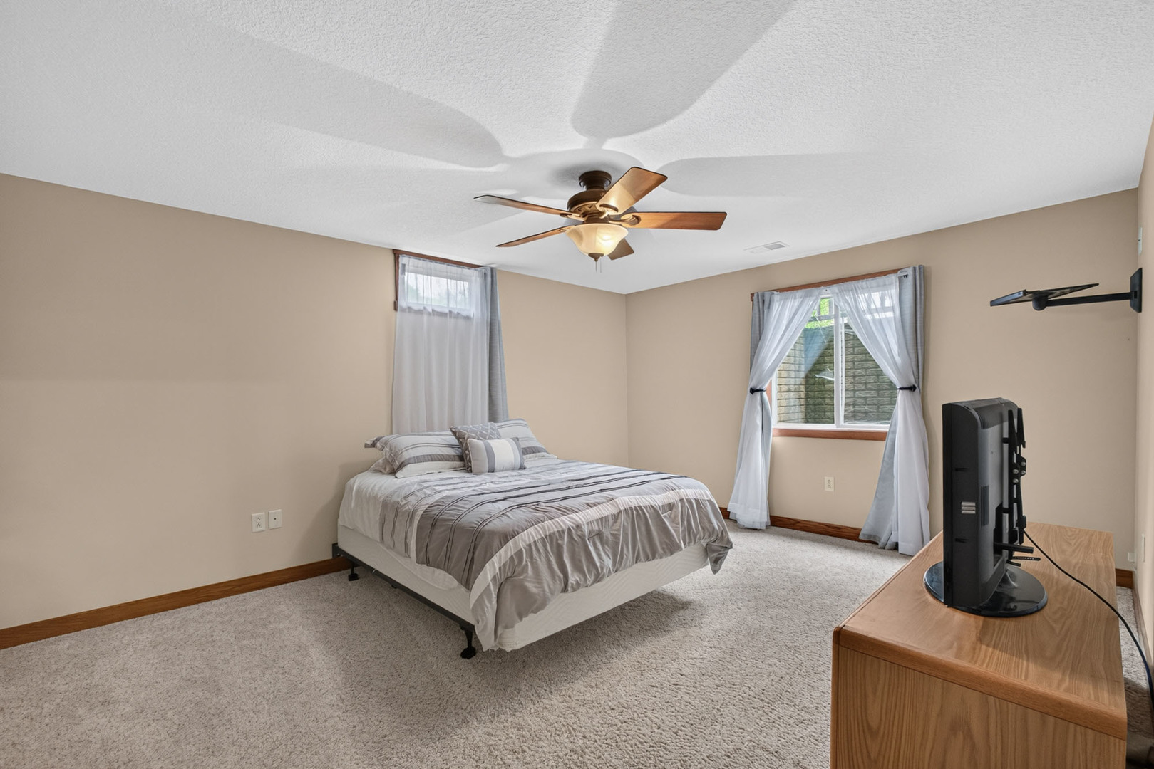 939 8th Street Property Photo 42