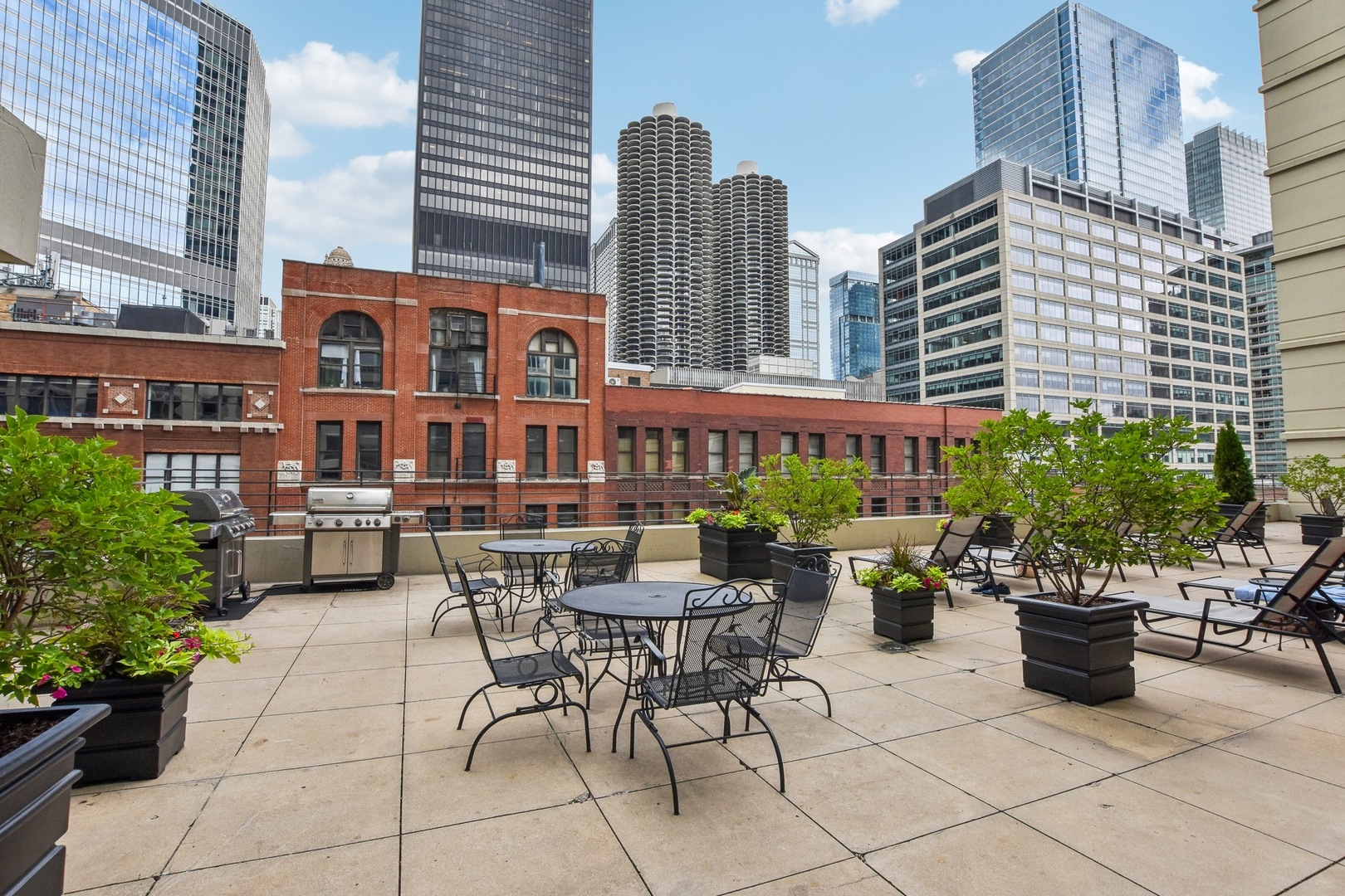 440 N Wabash Avenue 3204 Property Photo 11