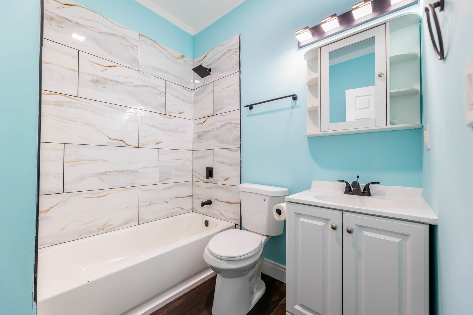 5619 S Wolcott Avenue Property Photo 8