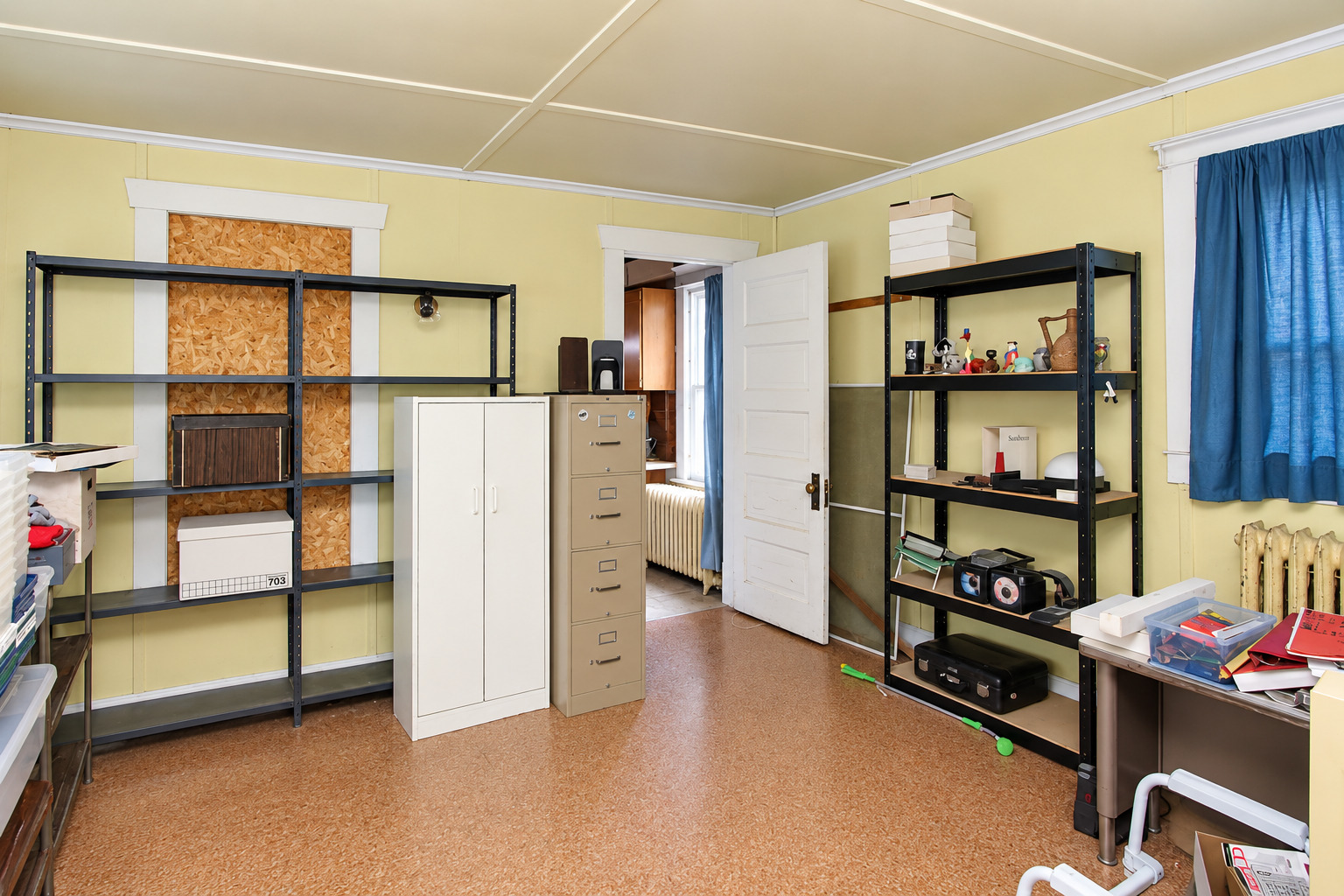 11705 Prairie Avenue Property Photo 9