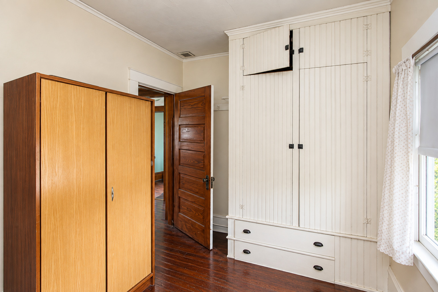 11705 Prairie Avenue Property Photo 11