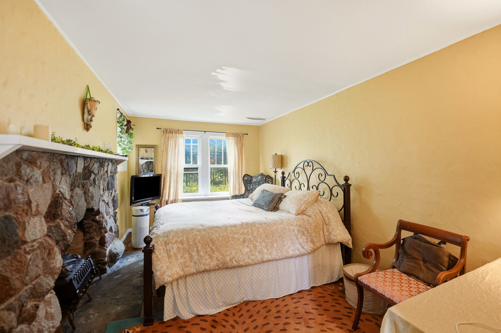 1458 Linden Avenue Property Photo 12