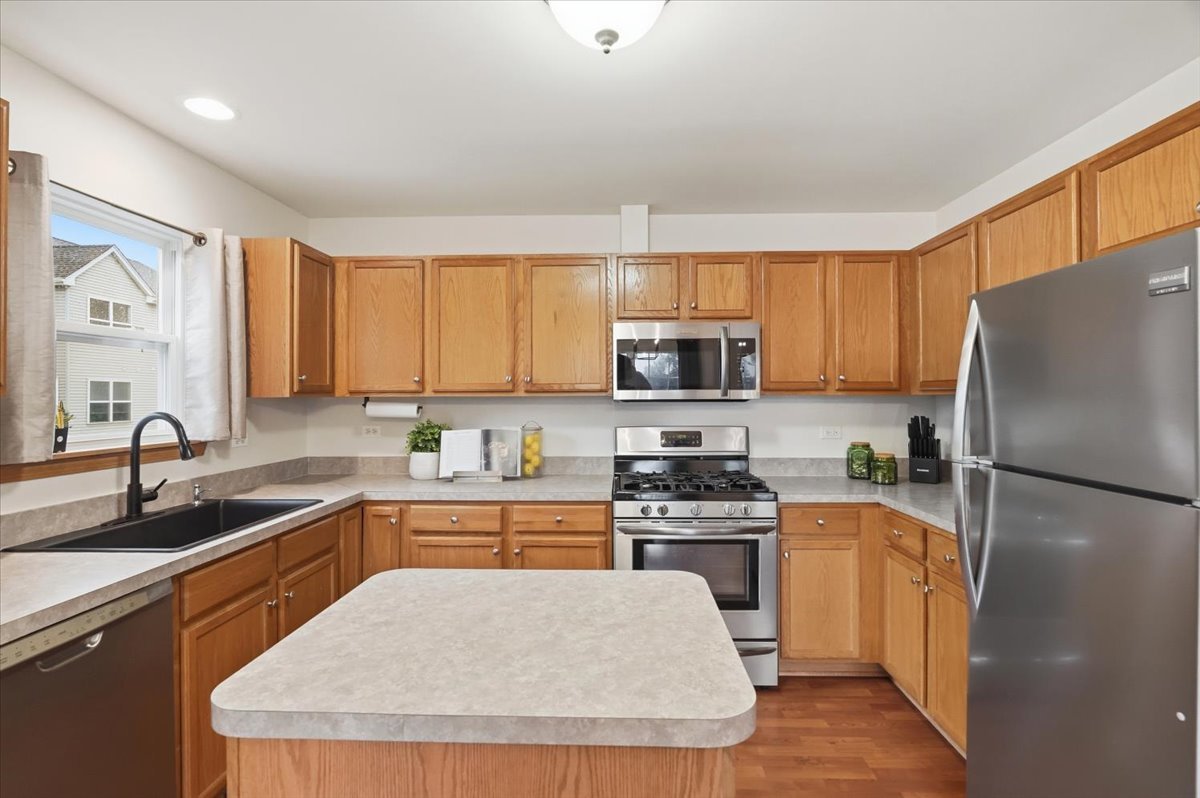 34391 N Barberry Court Property Photo 11