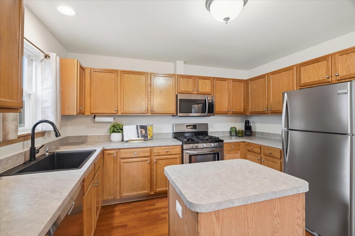34391 N Barberry Court Property Photo 14