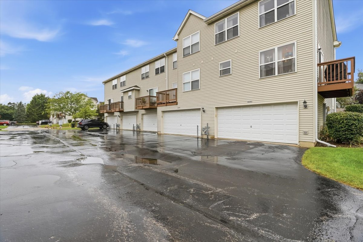 34391 N Barberry Court Property Photo 25