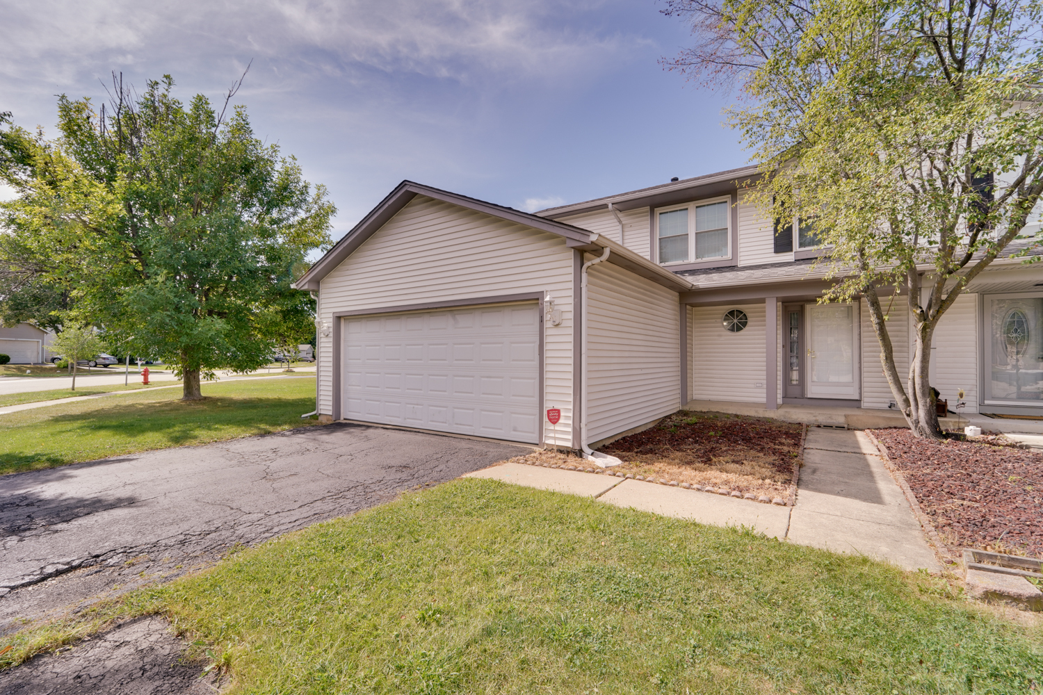 1008 Southbridge Lane Property Photo 1