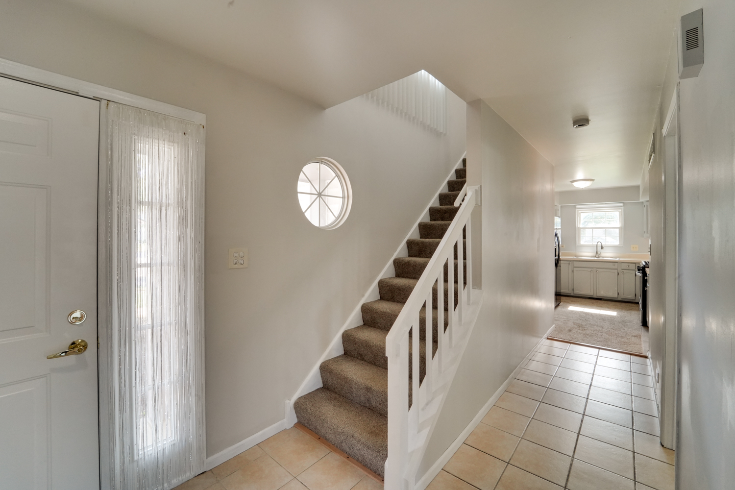 1008 Southbridge Lane Property Photo 5
