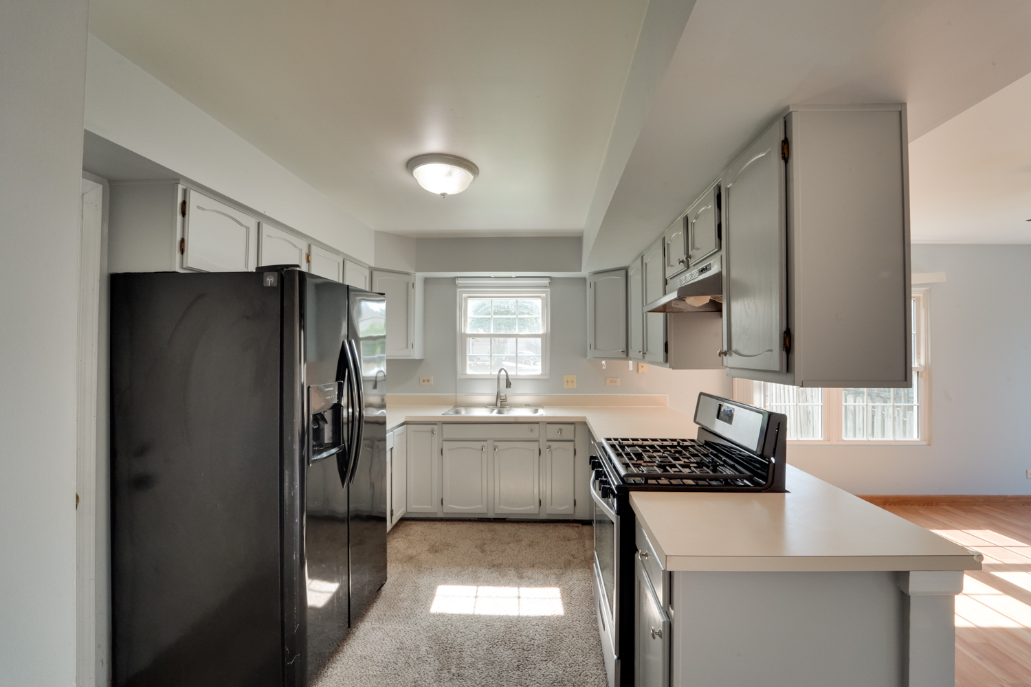 1008 Southbridge Lane Property Photo 8