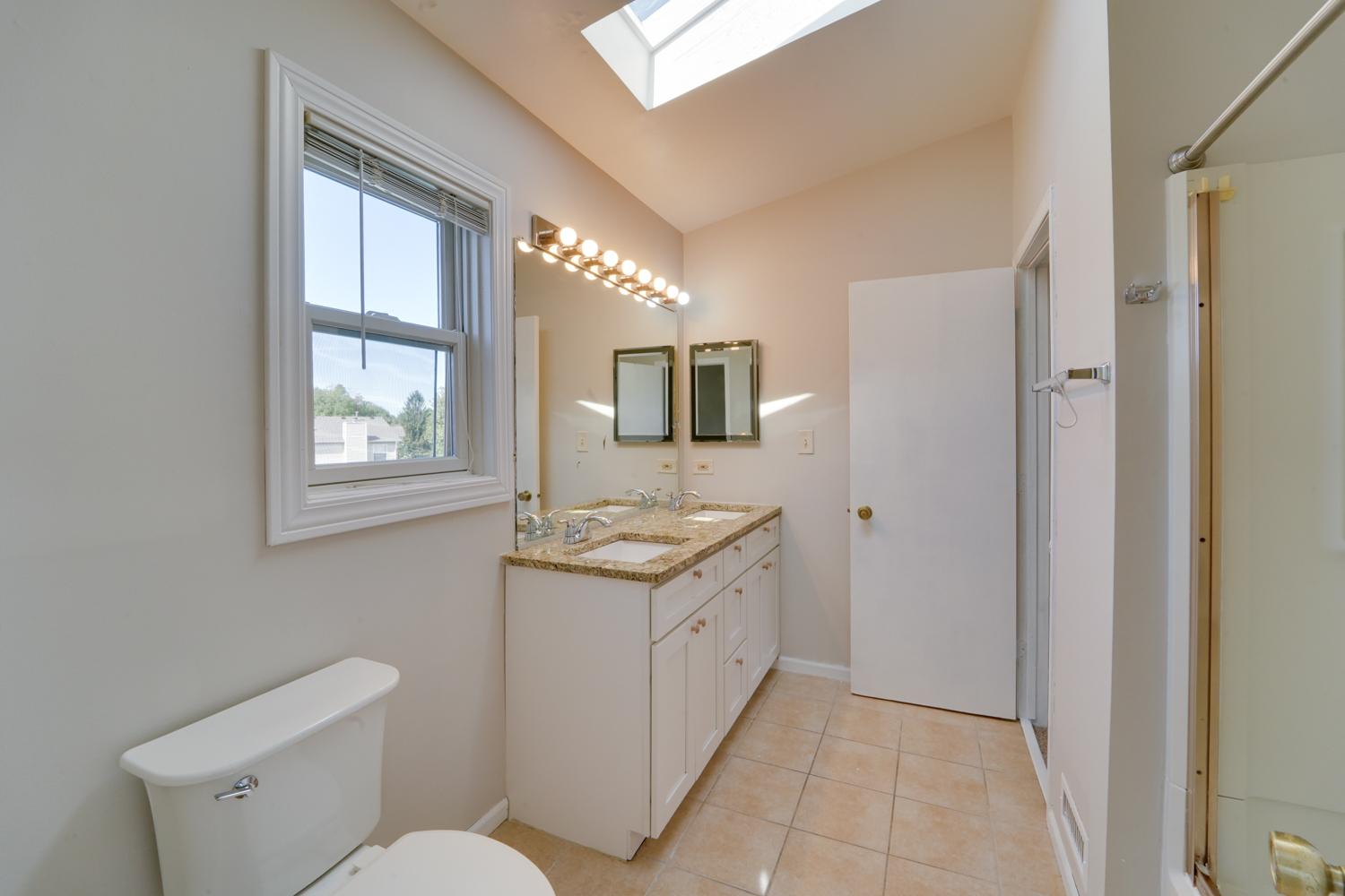 1008 Southbridge Lane Property Photo 15