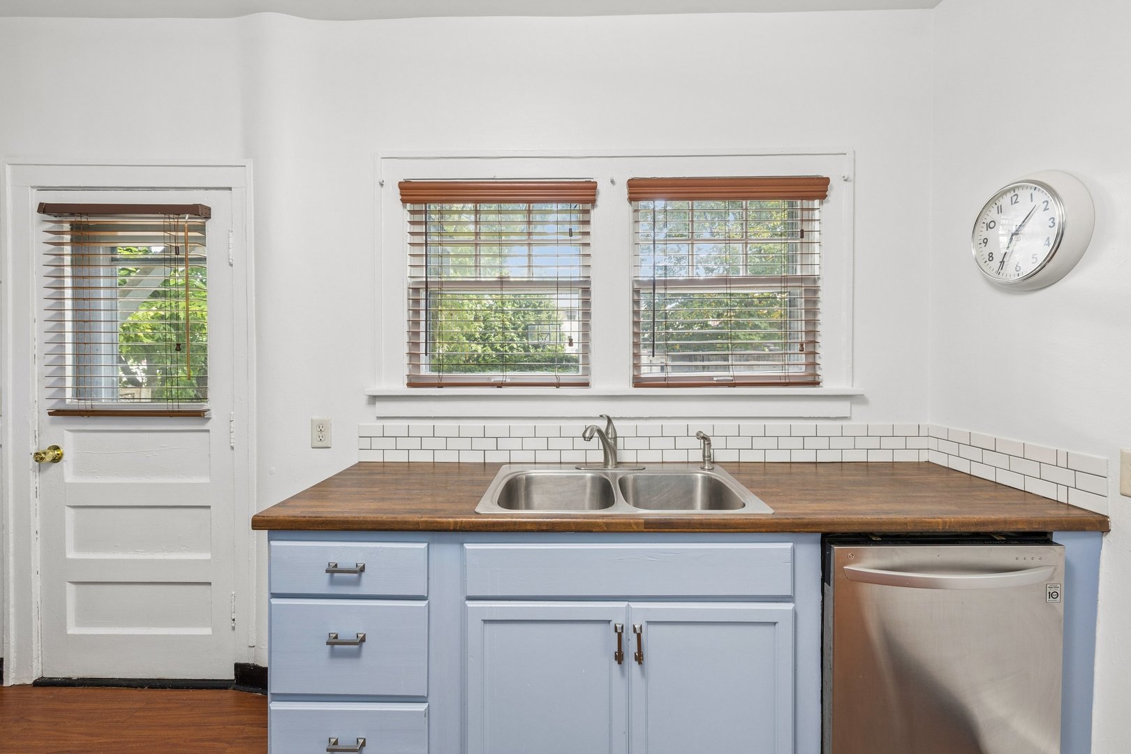 2509 Pershing Avenue Property Photo 11