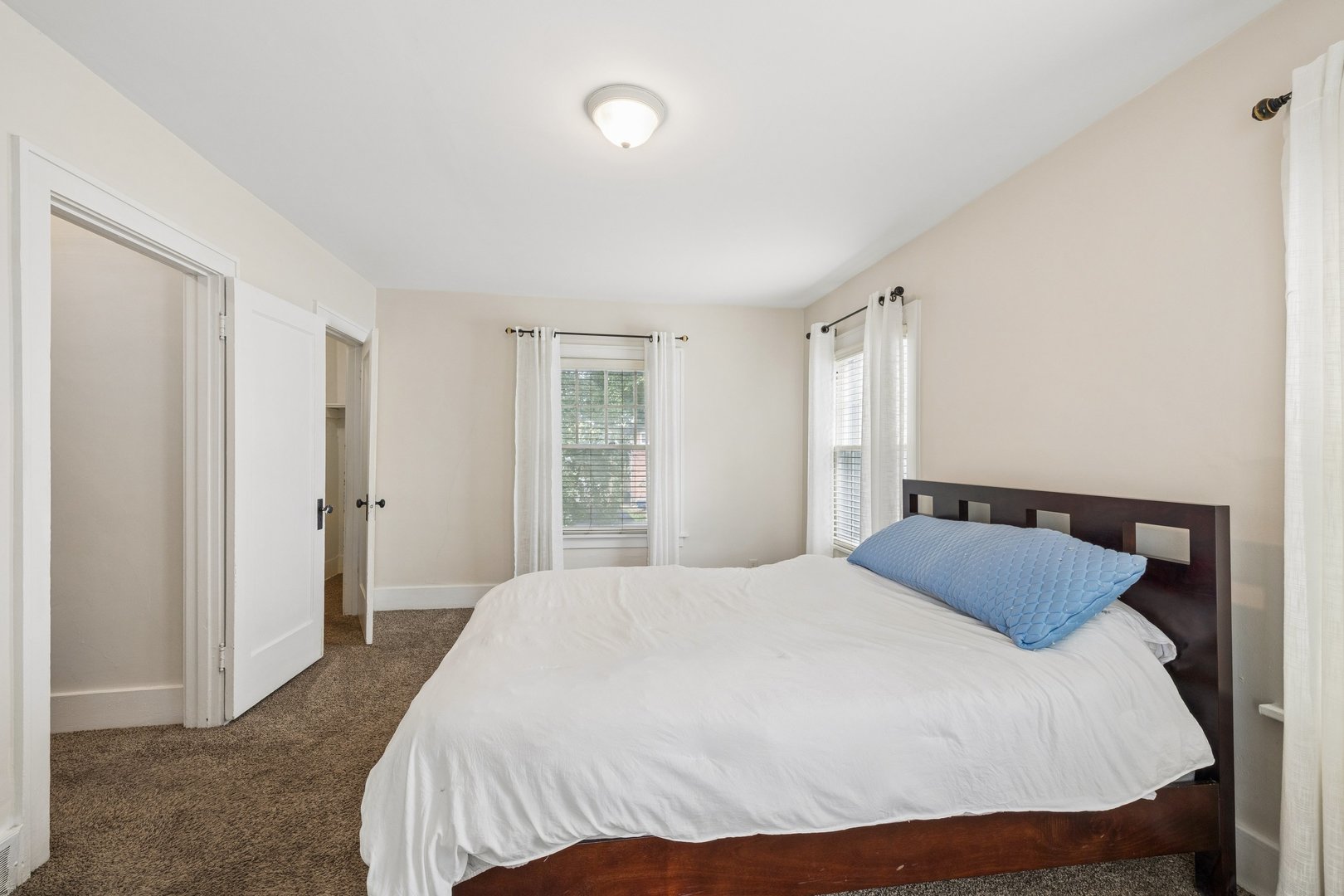 2509 Pershing Avenue Property Photo 17