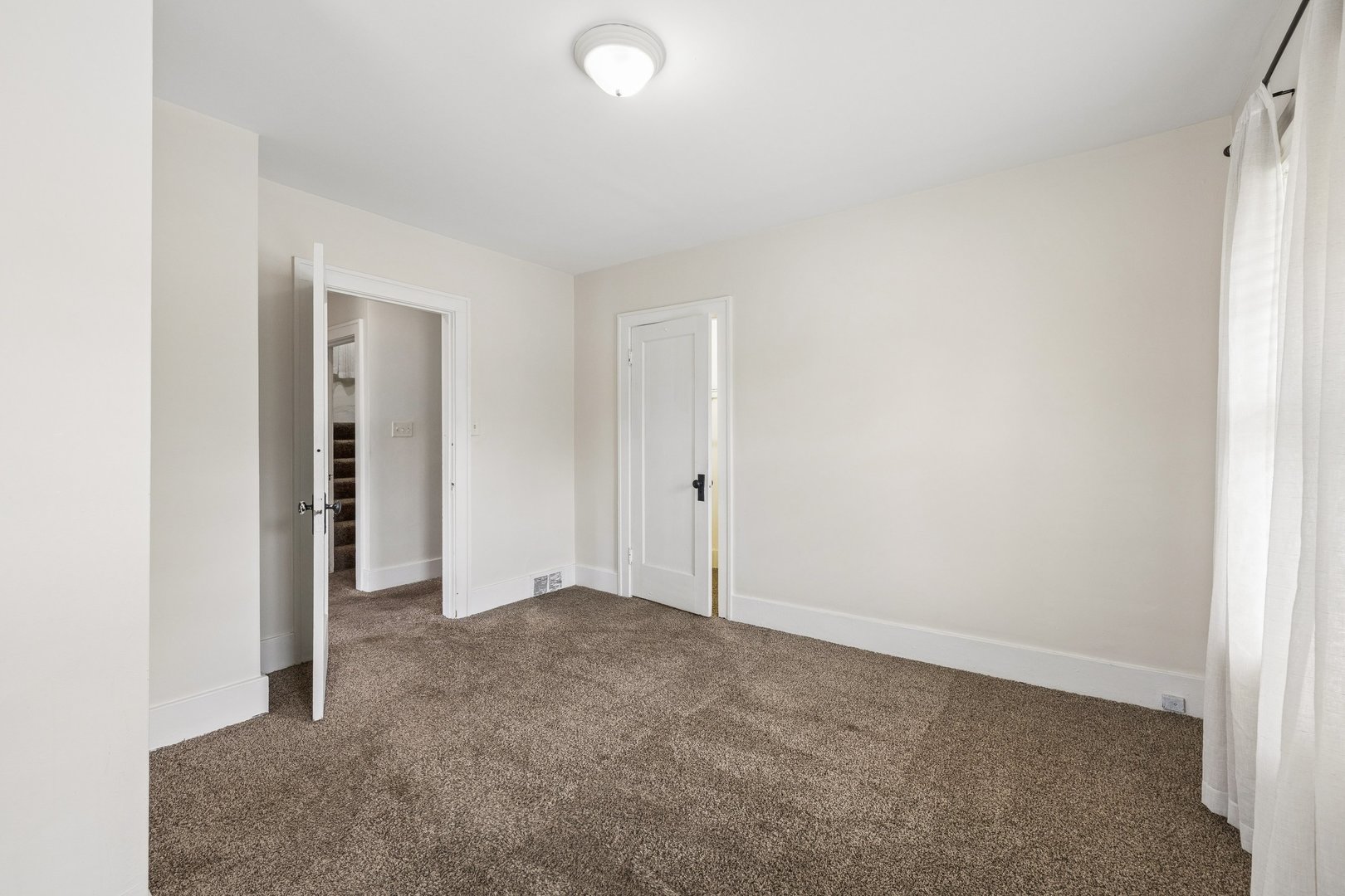 2509 Pershing Avenue Property Photo 22