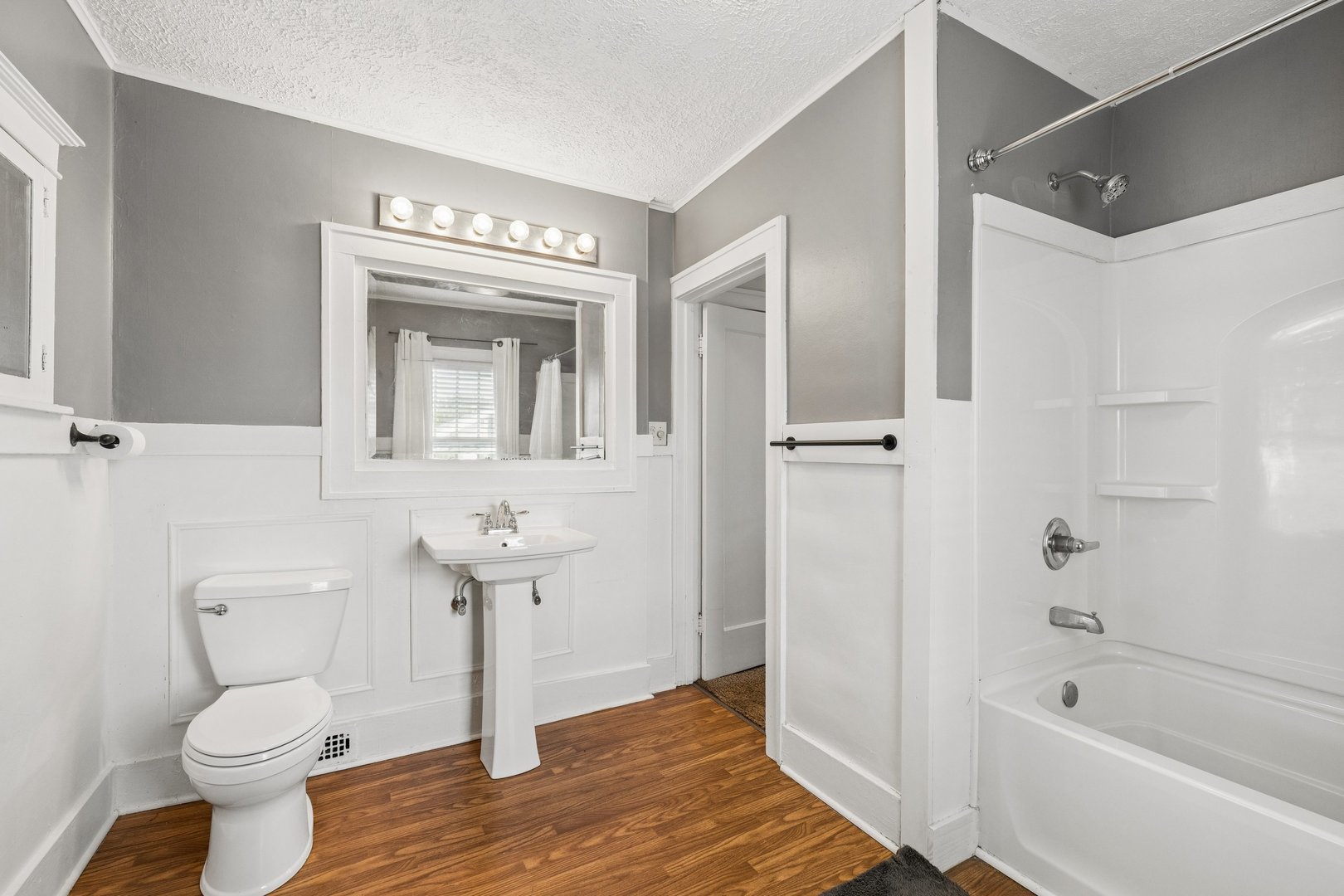 2509 Pershing Avenue Property Photo 23