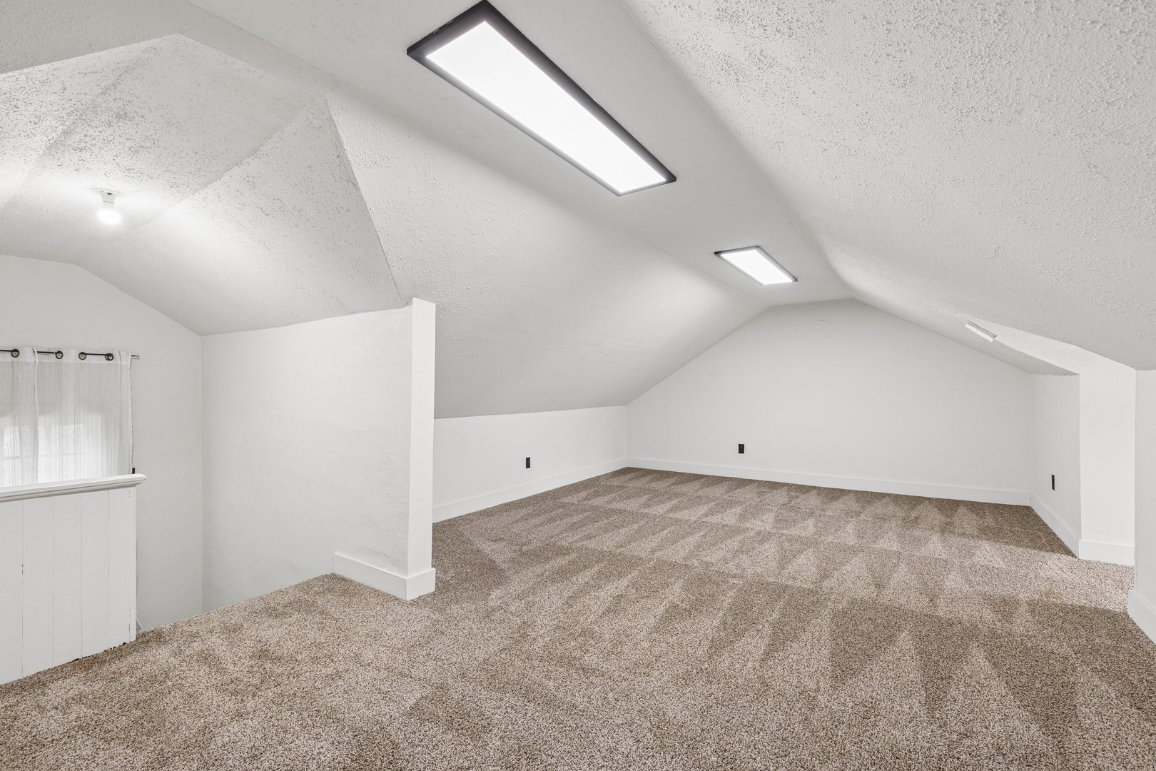 2509 Pershing Avenue Property Photo 25