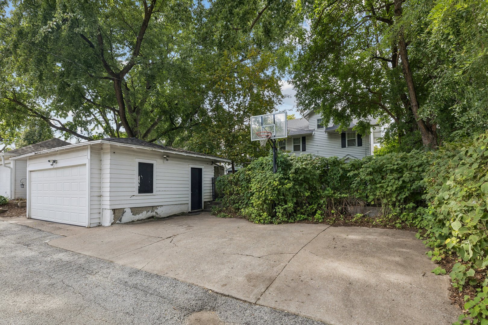 2509 Pershing Avenue Property Photo 34