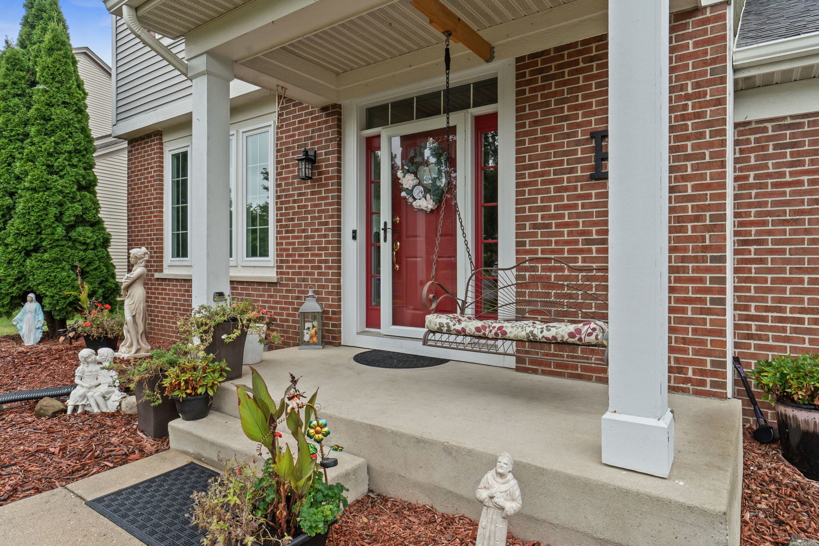 271 Fairhaven Drive Property Photo 4