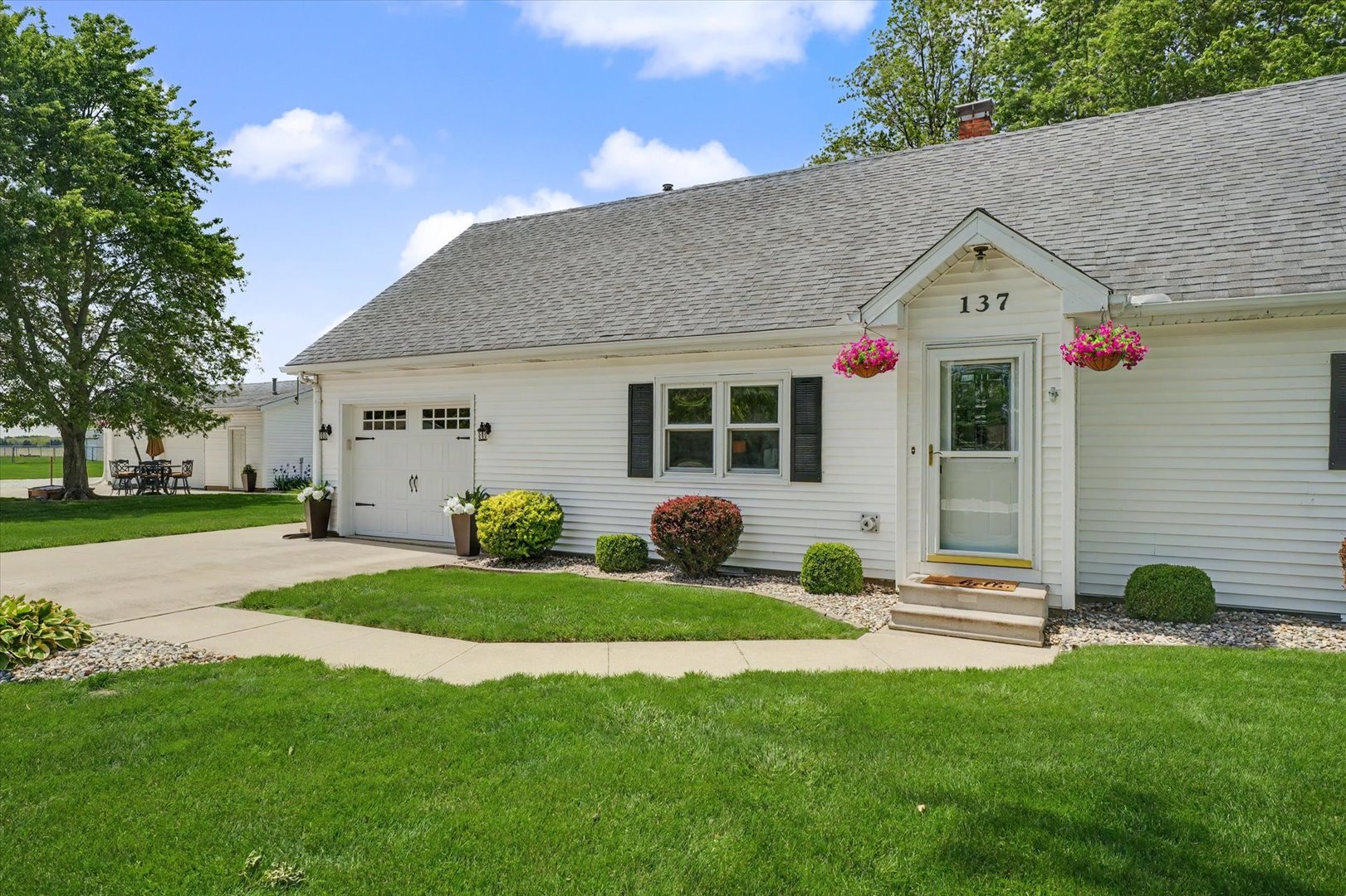 137 Chippewa Drive Property Photo 8