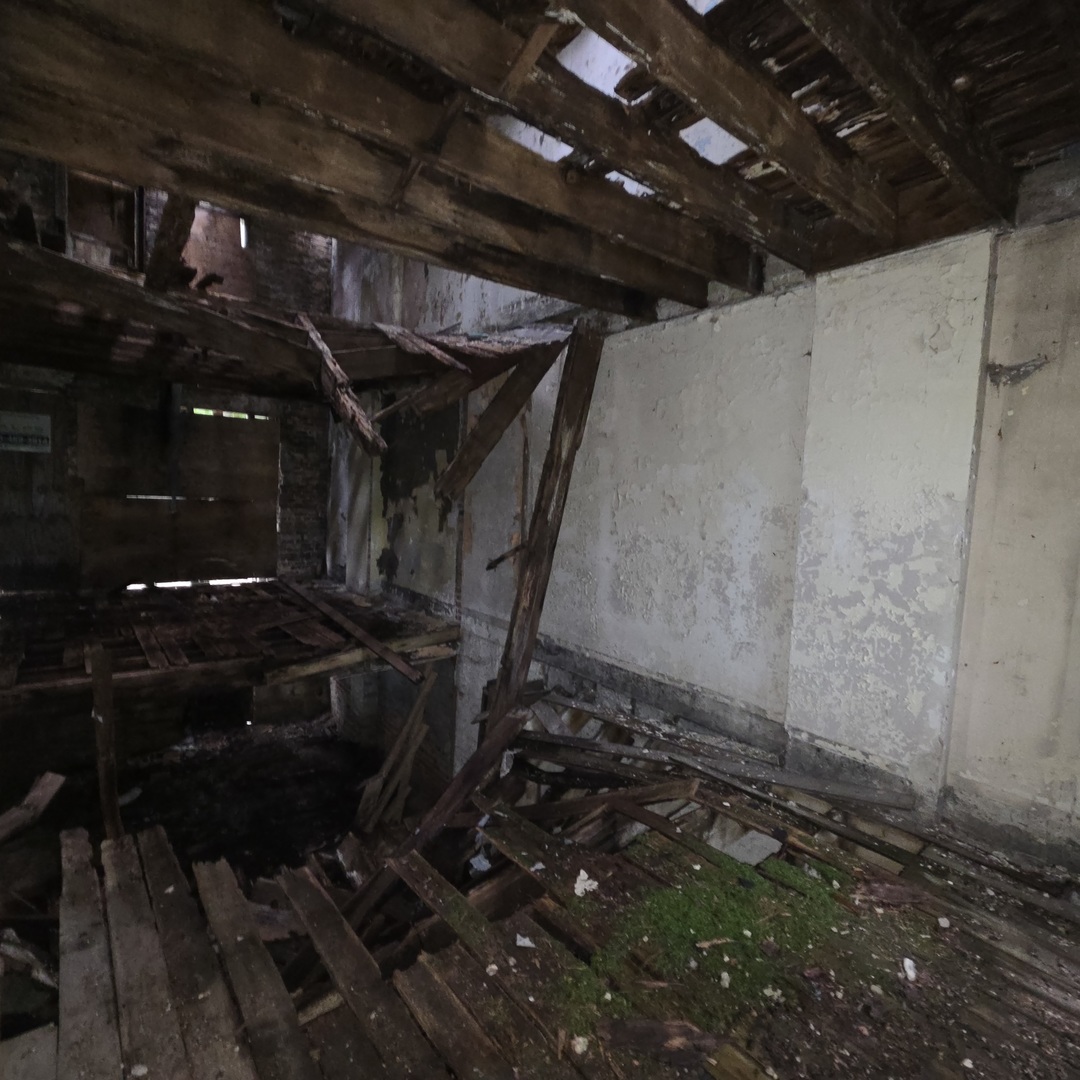 10604 S Langley Avenue Property Photo 5