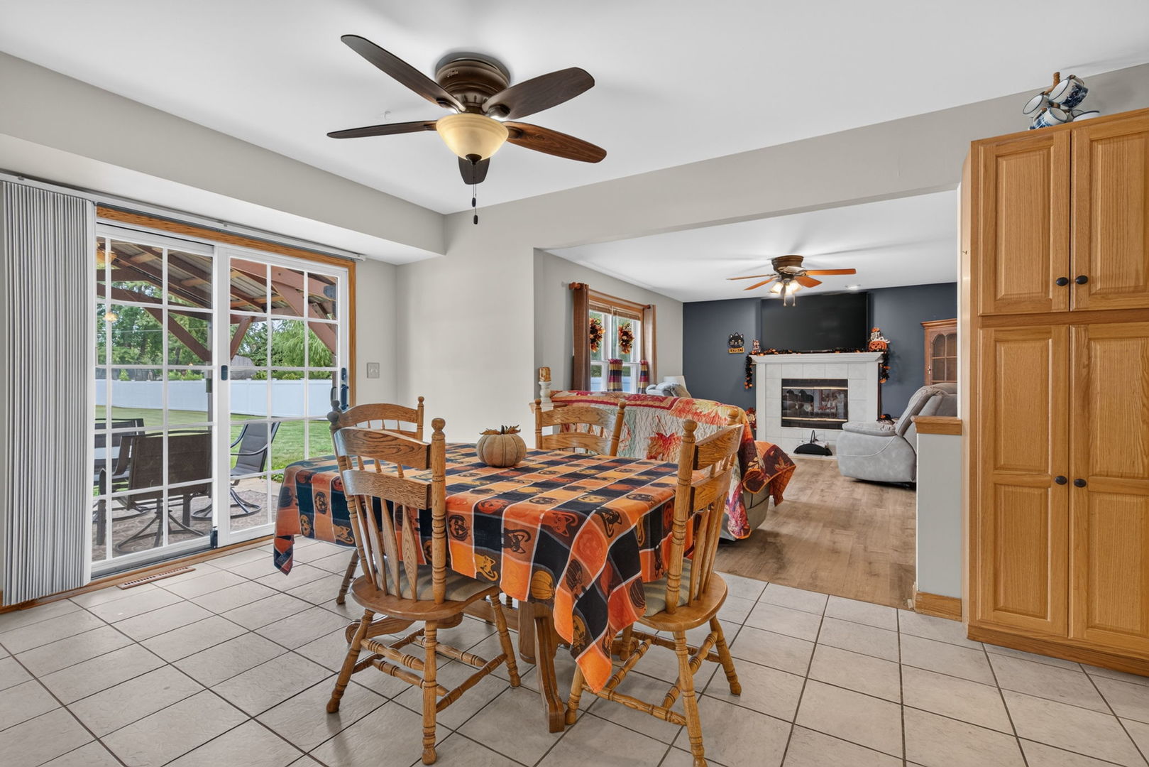 706 Country Squire Court Property Photo 8