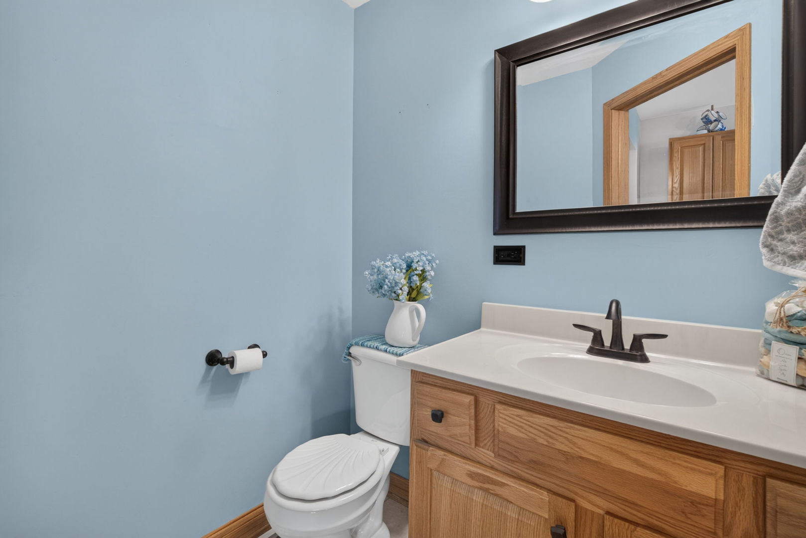706 Country Squire Court Property Photo 15