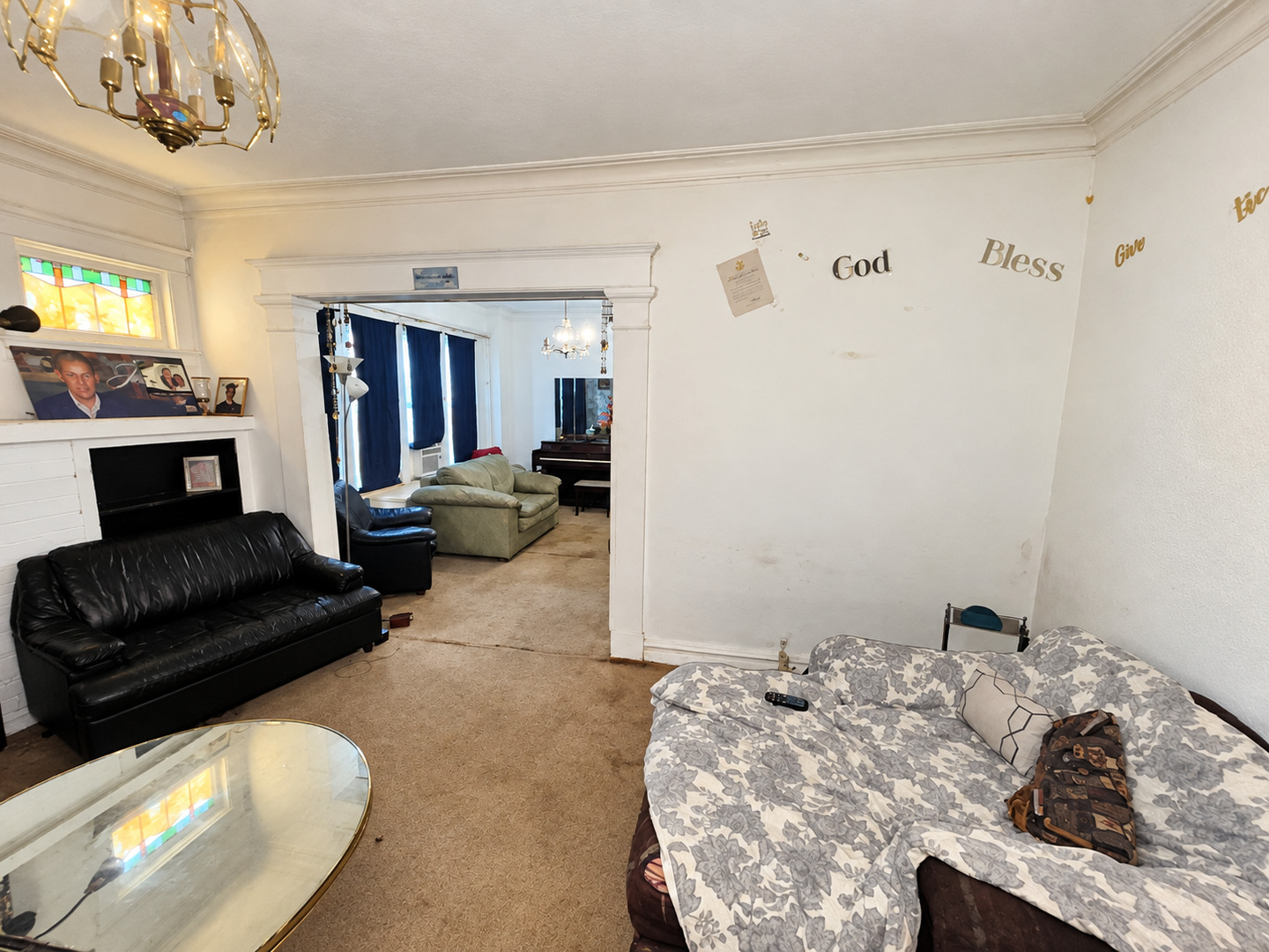 7522 S Perry Avenue Property Photo 4