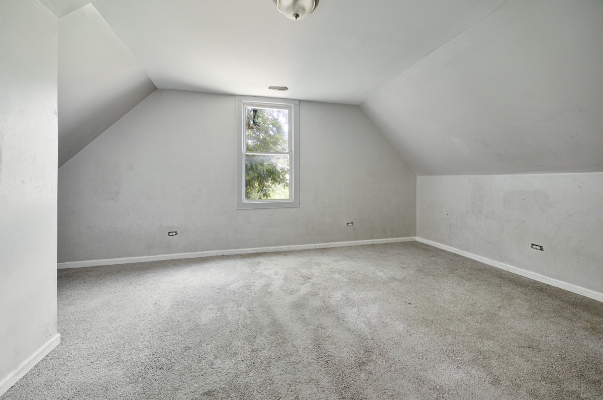 1508 W 72nd Street Property Photo 14