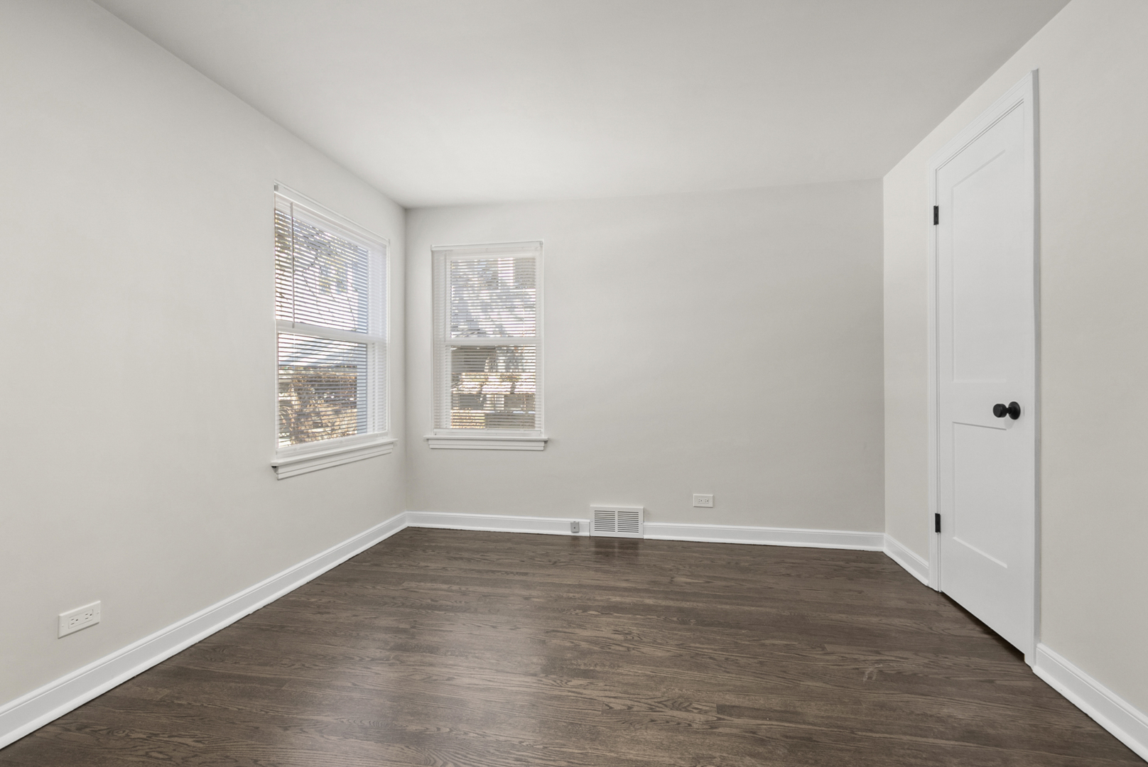141 N Peck Avenue Property Photo 6