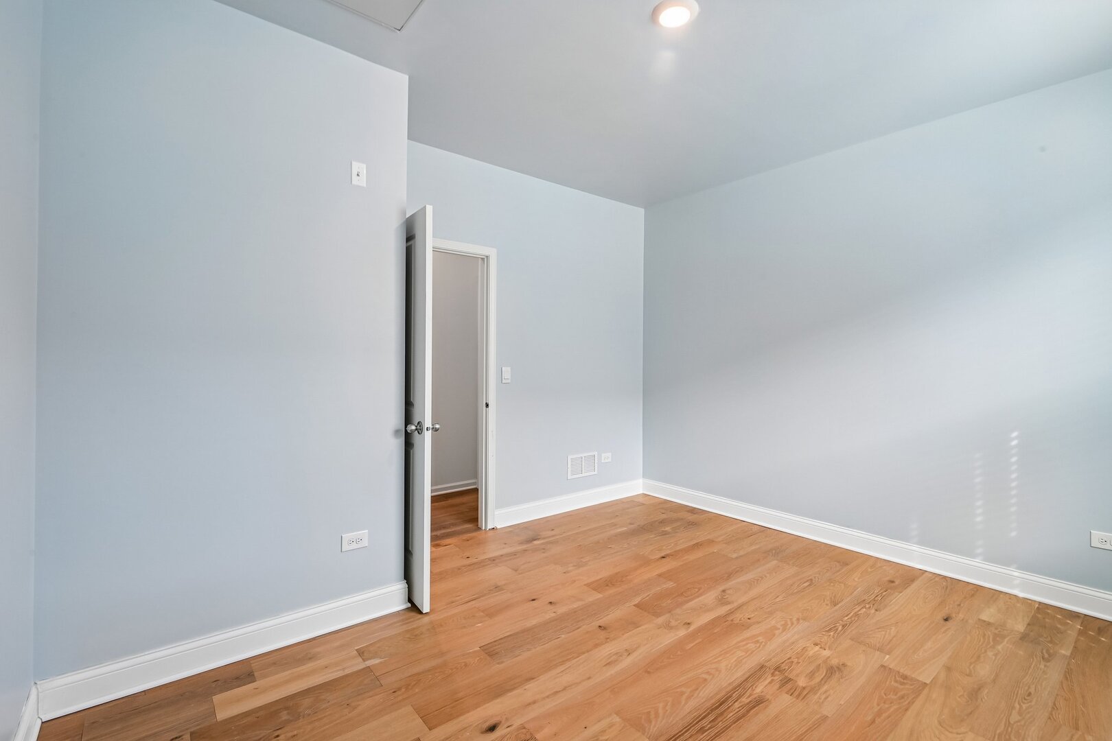 1294 Wild Tulip Circle Property Photo 16