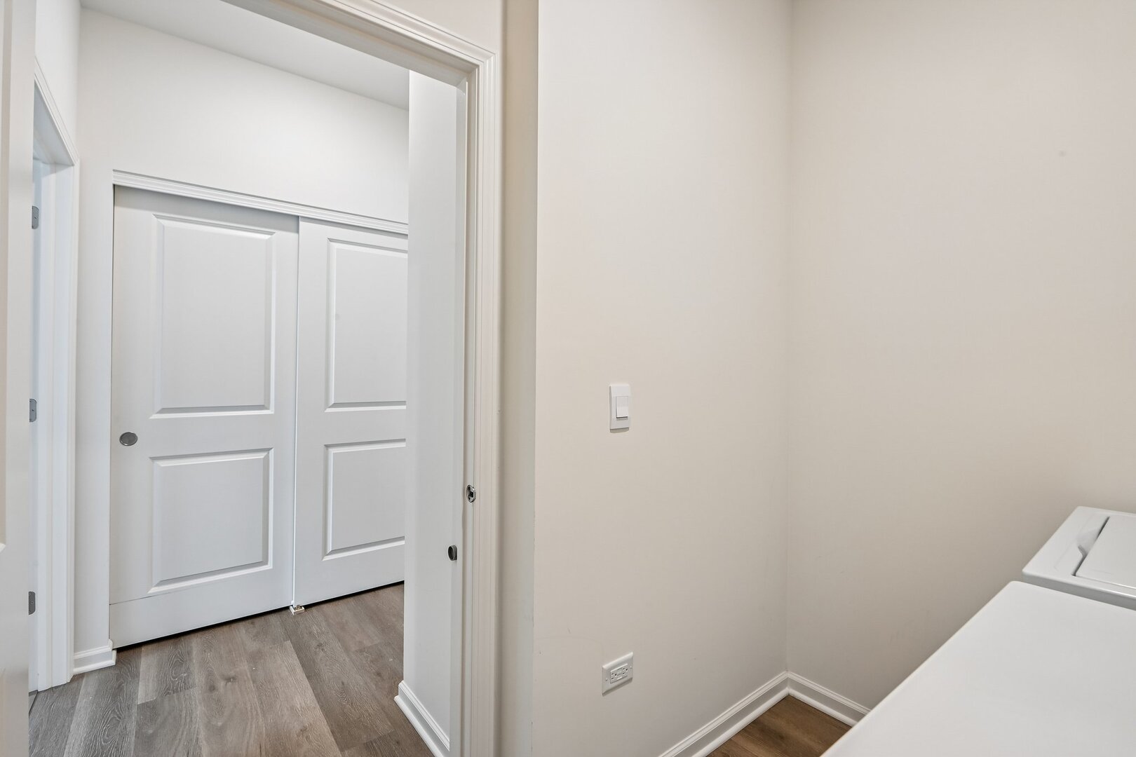 1294 Wild Tulip Circle Property Photo 18