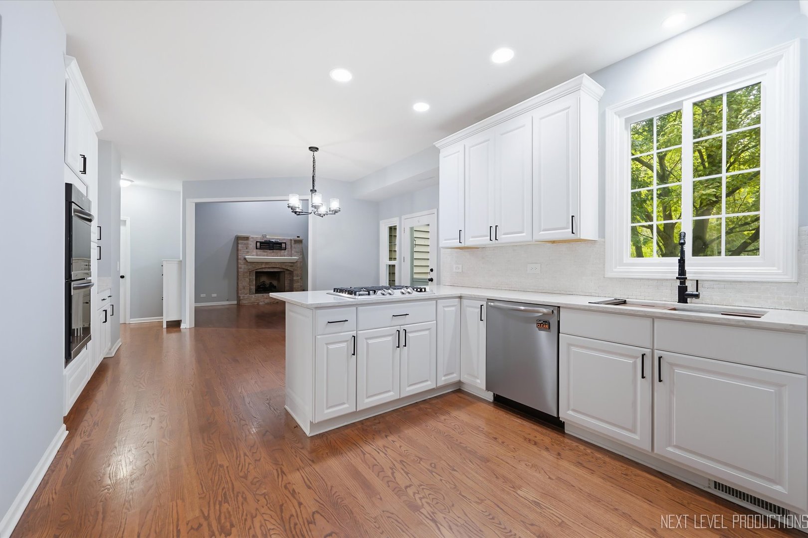 39w832 Carl Sandburg Road Property Photo 10