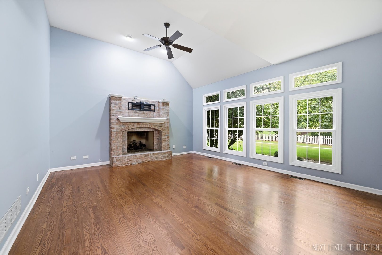39w832 Carl Sandburg Road Property Photo 12