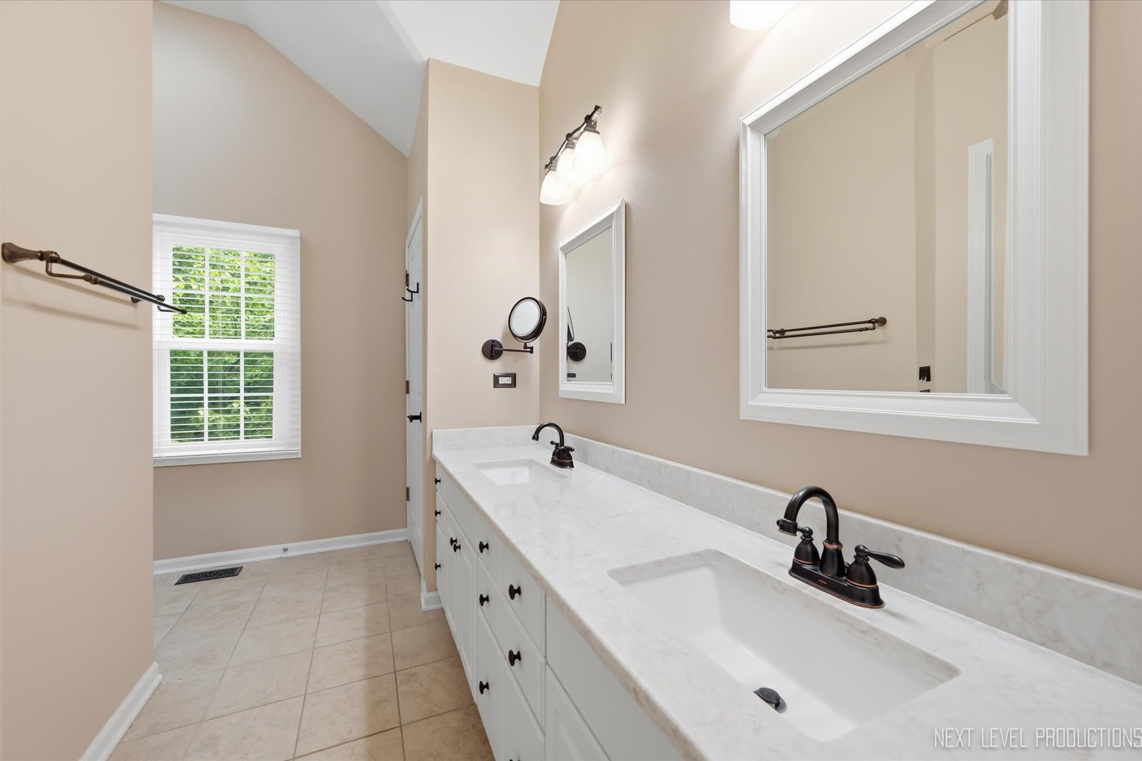 39w832 Carl Sandburg Road Property Photo 20