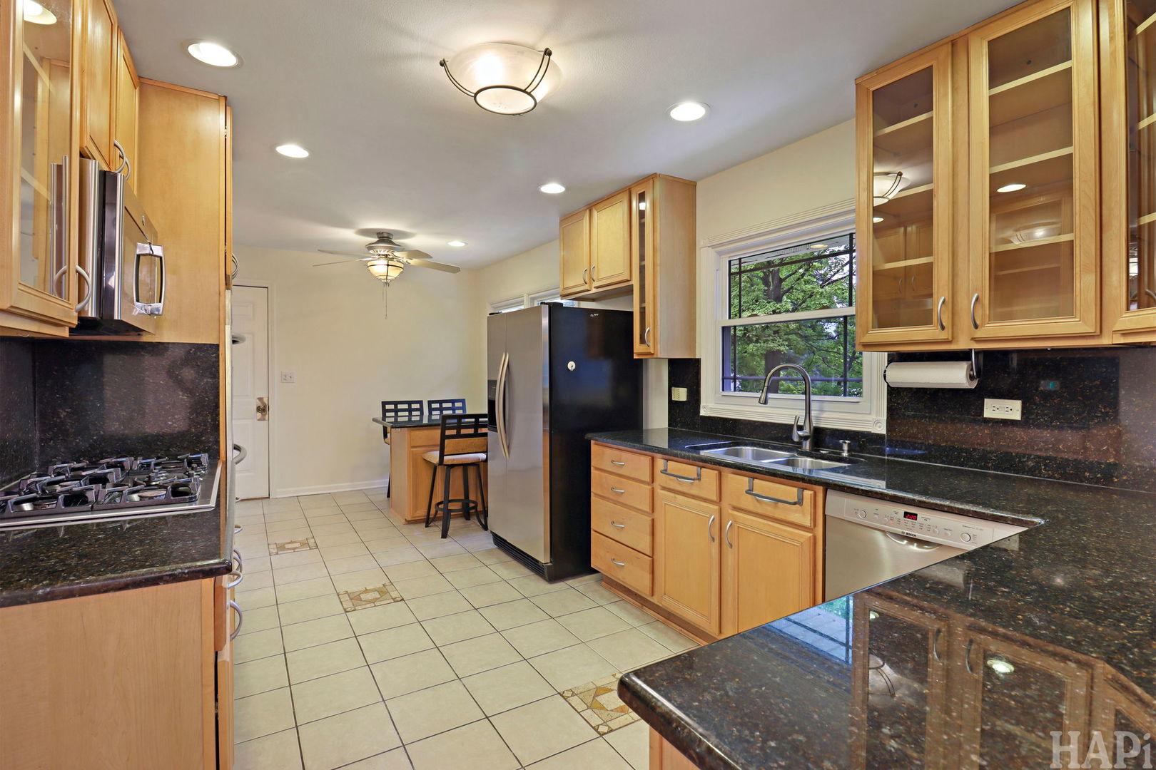 994 Commonwealth Court Property Photo 14