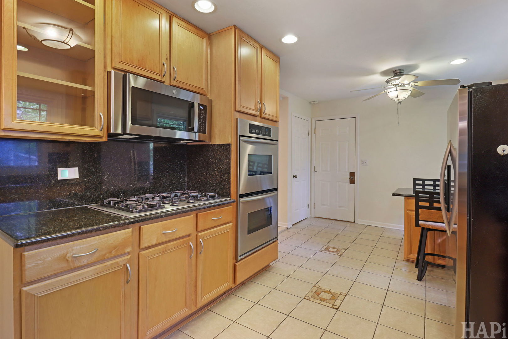 994 Commonwealth Court Property Photo 15