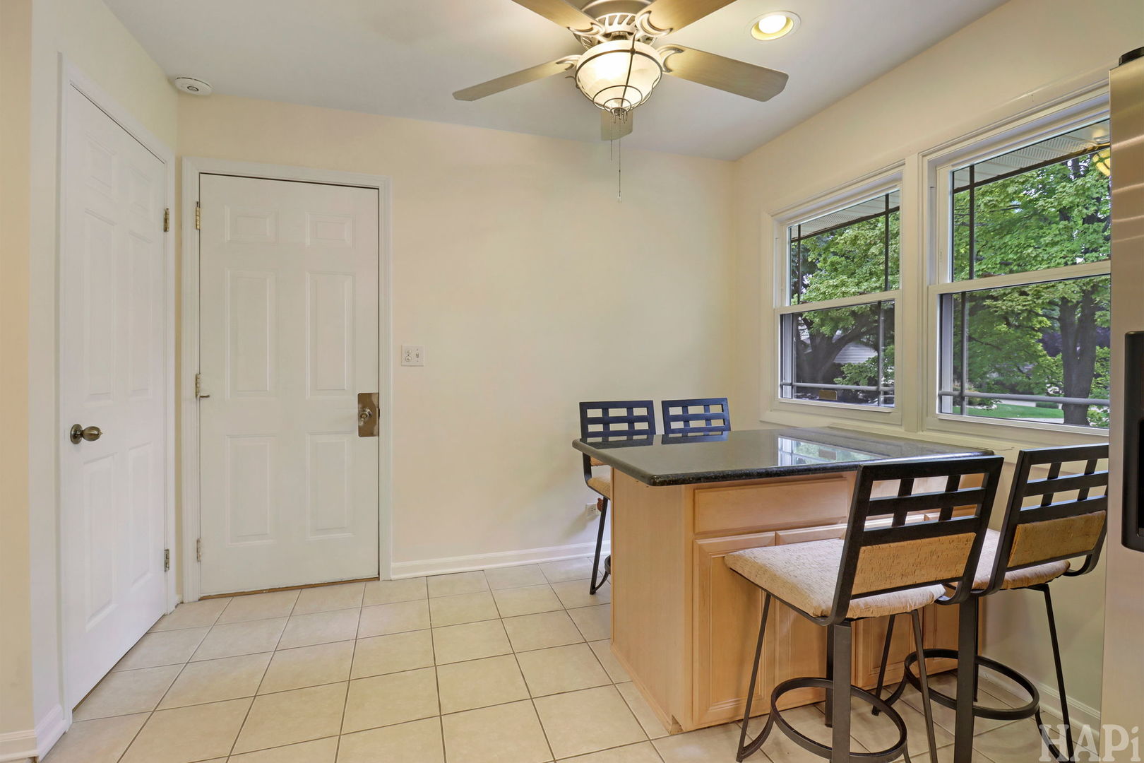 994 Commonwealth Court Property Photo 17