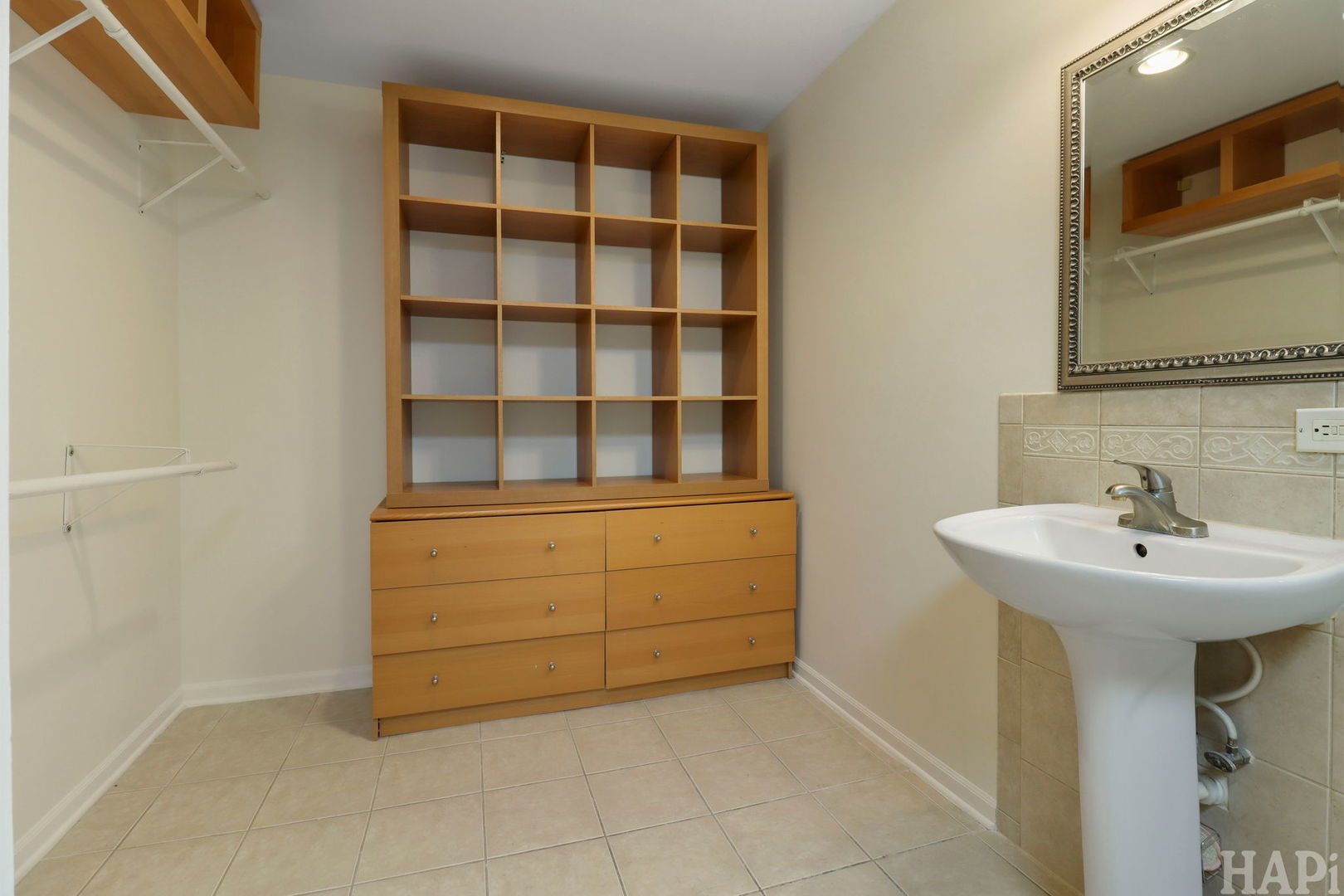 994 Commonwealth Court Property Photo 20