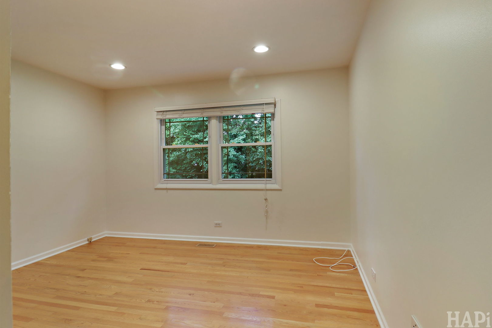 994 Commonwealth Court Property Photo 24
