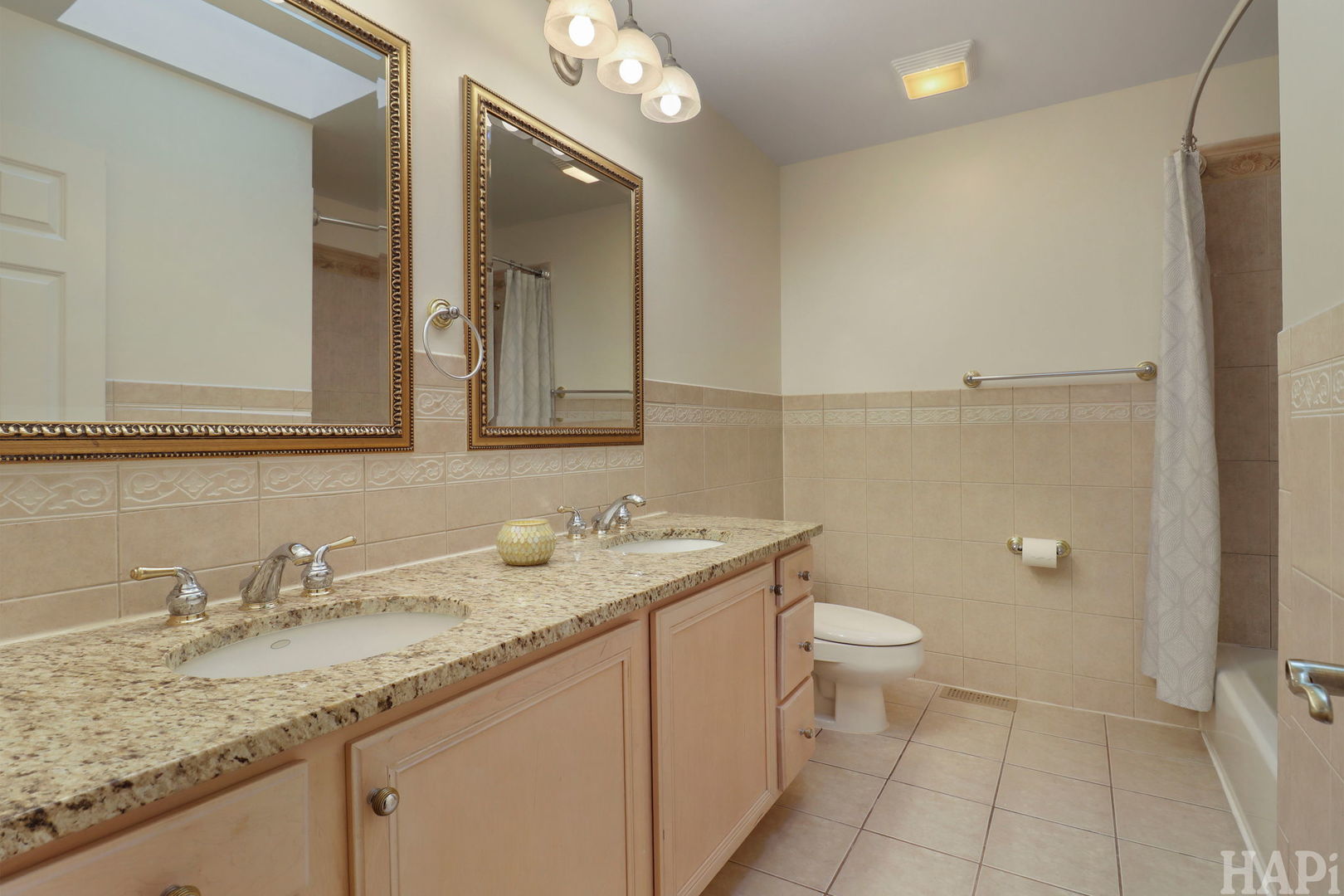 994 Commonwealth Court Property Photo 25