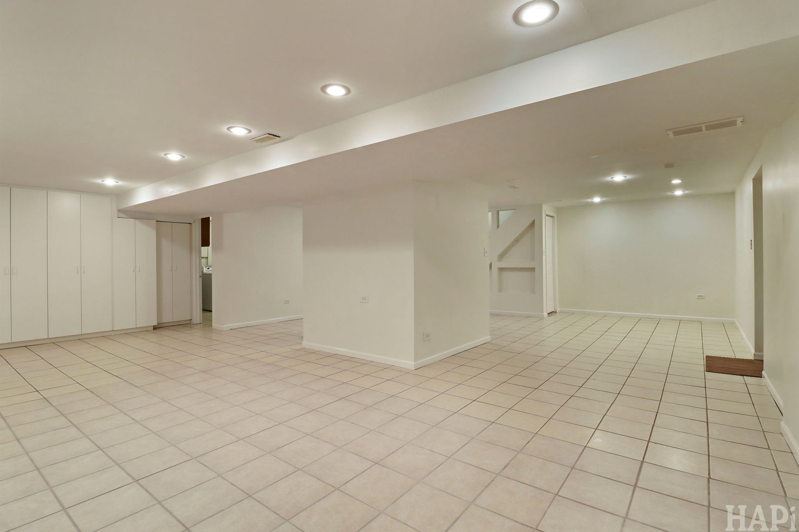 994 Commonwealth Court Property Photo 32