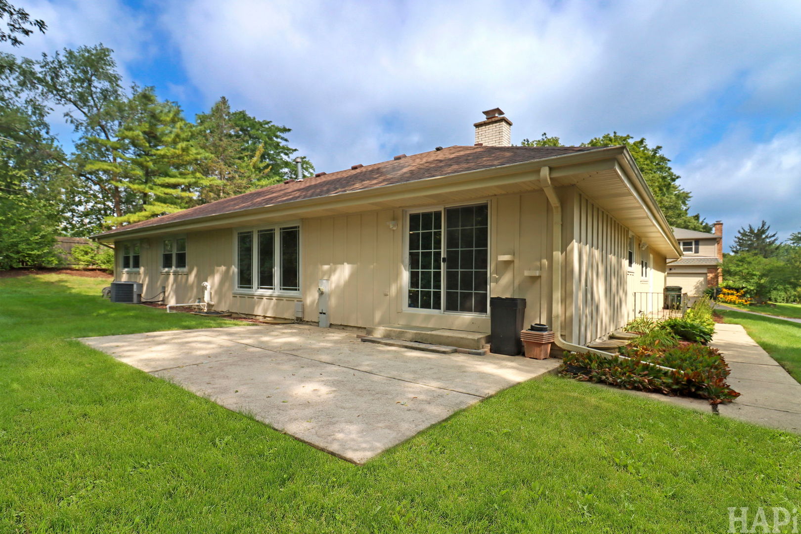 994 Commonwealth Court Property Photo 36