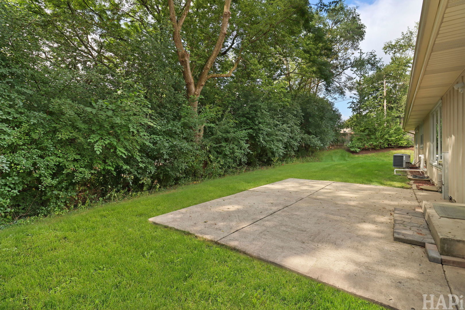 994 Commonwealth Court Property Photo 37