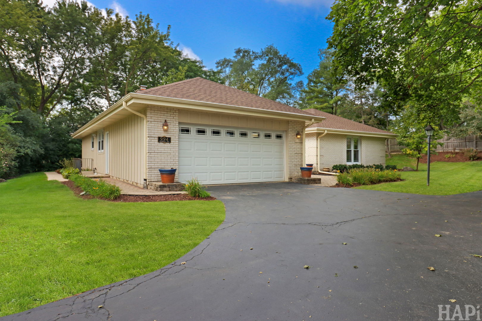 994 Commonwealth Court Property Photo 38